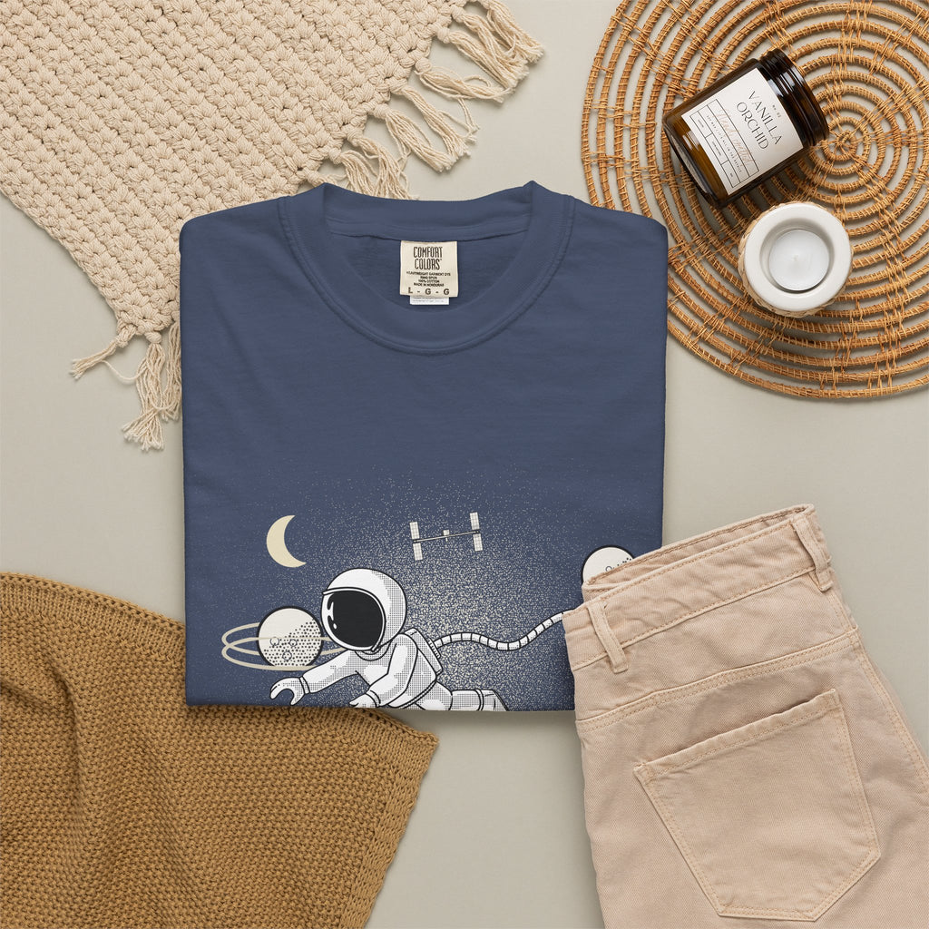 Astronaut Space Graphic Tee – StudySprint